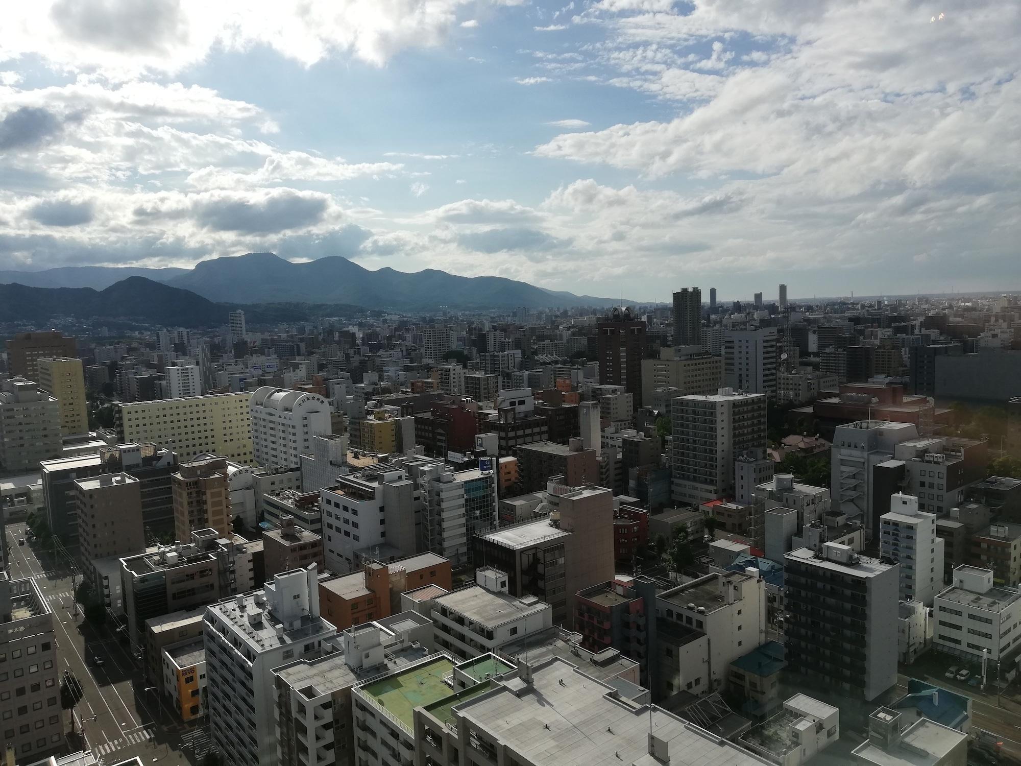 Sapporo Prince Hotel Exterior photo View of the city